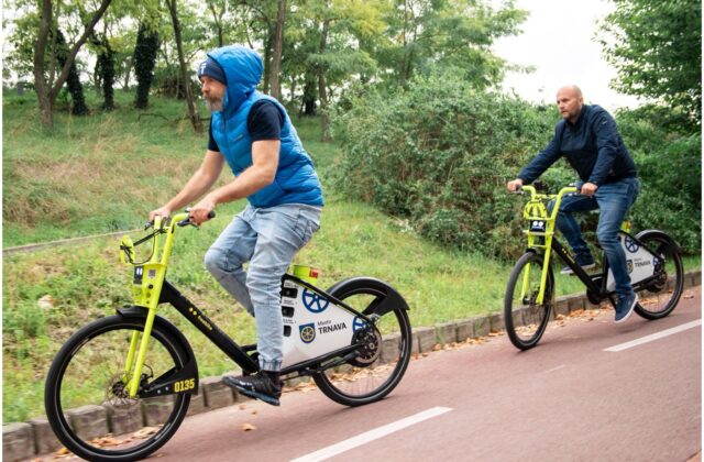 Primátor Trnavy pozval predsedov politických strán do mesta, chce rozšíriť povedomie o fungovaní samosprávy