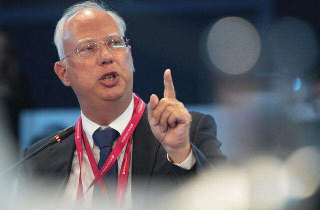 Najvyšší ruský ekonomický vyjednávač odsúdil snahy o zablokovanie dialógu s USA