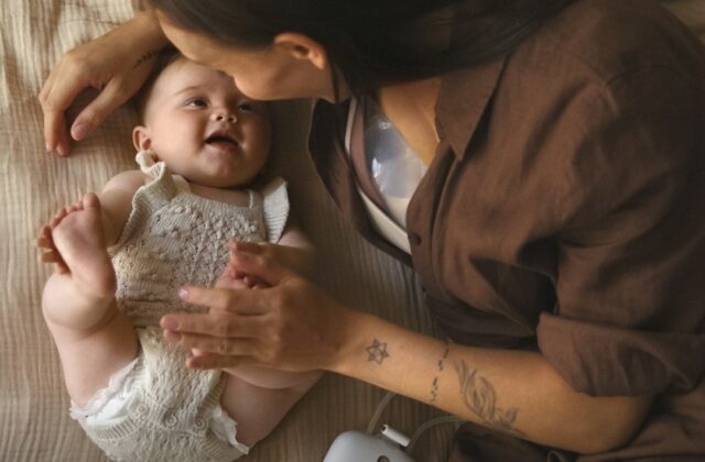 Polovica matiek si želá viac pomoci, polovica otcov sa cíti kritizovaná – čo hovorí prieskum o rodičovstve?