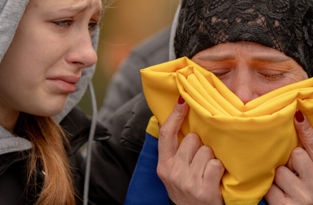 Nový šéf českého parlamentu prikázal zvesiť ukrajinskú vlajku z budovy snemovne