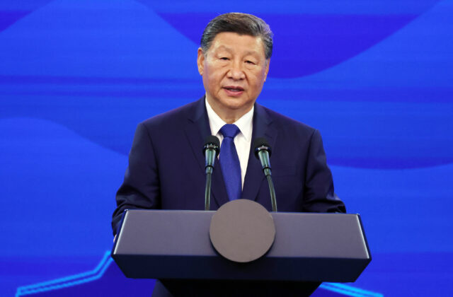 Čína pozastavila zákaz vývozu gália, germánia a antimónu do USA