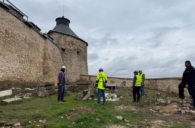 Práce na Krásnej Hôrke pokračujú, najnovšie odštartovali na Hornom hrade – FOTO
