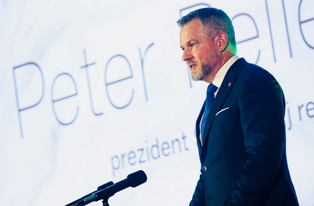 Slovensko musí prestať so vzájomným obviňovaním, podľa Pellegriniho pomôže hospodárskemu rastu len spolupráca – VIDEO