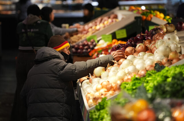 Schodok amerického zahraničného obchodu v auguste klesol