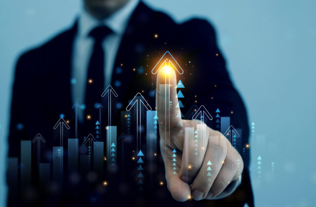 S XTB investuje viac ako dva milióny ľudí po celom svete, spoločnosť dosiahla historicky najsilnejší nárast počtu klientov