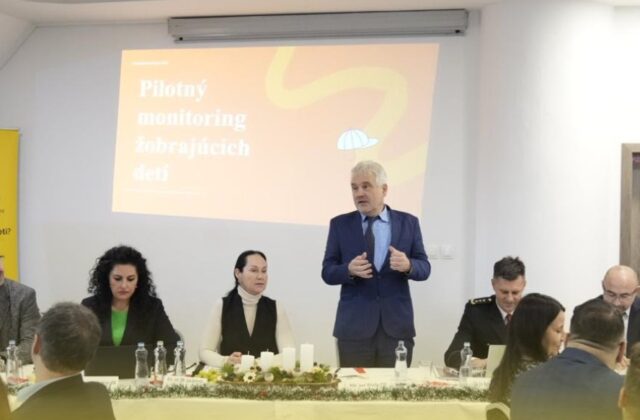 Slovensko čelí návratu žobrajúcich detí, odborníci v Prešove hovoria o potrebe rýchlych a tvrdších opatrení – FOTO