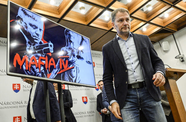 V parlamente bolo pri schvaľovaní novely Trestného zákona horúco, došlo aj k fyzickej roztržke – VIDEO