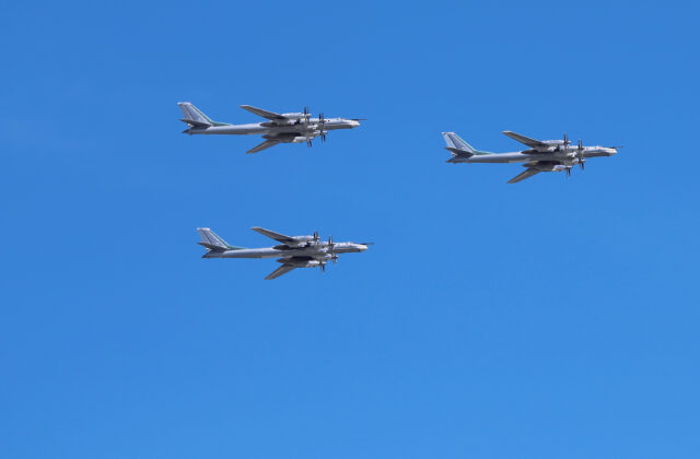 Ruské bombardéry uskutočnili „plánovaný“ let severne od Škandinávie