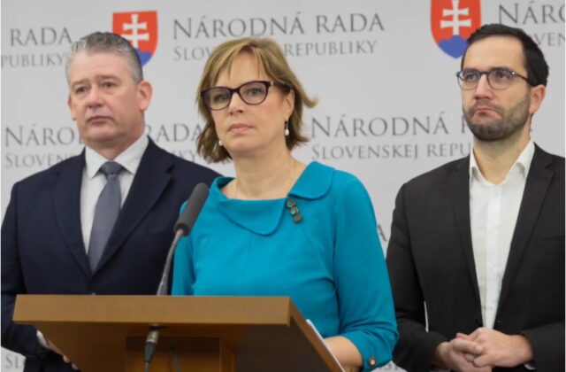 Nový rokovací poriadok je bič na opozíciu, koalícia podľa Remišovej prehliada vlastné zlyhania – VIDEO