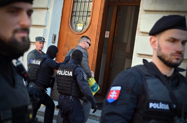 Súd s Bombicom pokračuje znaleckým dokazovaním, na rade sú odborné posudky