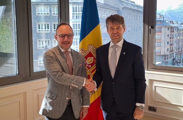 Prvá návšteva slovenského predstaviteľa v Andorre. Marek Eštok hovoril o daniach, EÚ aj Ukrajine – FOTO