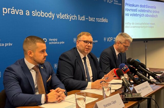 Mnohé samosprávy určili volebné obvody protiústavne, upozorňuje Dobrovodský – VIDEO, FOTO