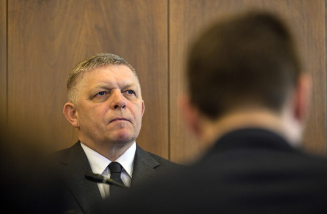 Študenti a aktivisti chystajú v Trnave protest proti diskusii s Ficom, pozývajú aj verejnosť