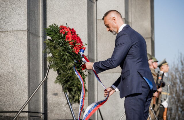 Raši sa stretne s Okamurom, pôjde o historicky najväčšie spoločné rokovanie vedení parlamentov Slovenska a Česka