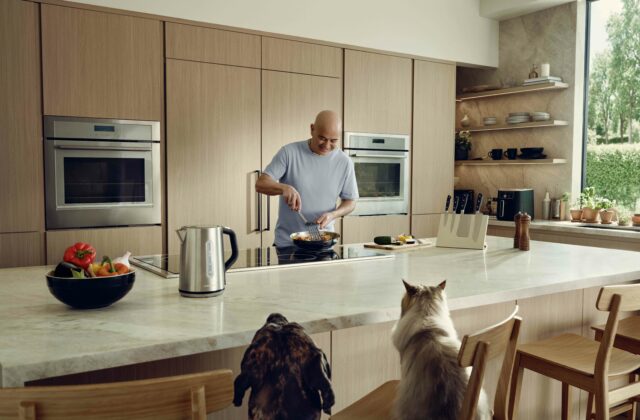 Výkonná technológia pre kuchyňu a domácnosť: Silvercrest a Andre Agassi kladú dôraz na špičkové technológie a ľudský prístup.