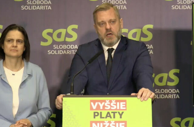 Bankomatová mafia vyčíňa po celom Slovensku, SaS tvrdí, že polícia situáciu nezvláda – VIDEO