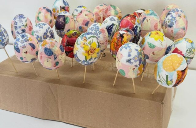 Výstavy kraslíc na Zemplíne končia už o pár dní, návštevníci uvidia stovky diel aj unikátne techniky – FOTO