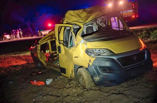 Medzi Dedinou Mládeže a Kolárovom došlo k tragickej nehode, pri ktorej zahynul 53-ročný muž