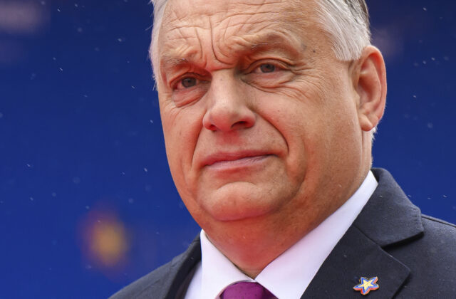 Maďarské voľby môžu priniesť zlom, Tisza vedie a smeruje k ústavnej väčšine