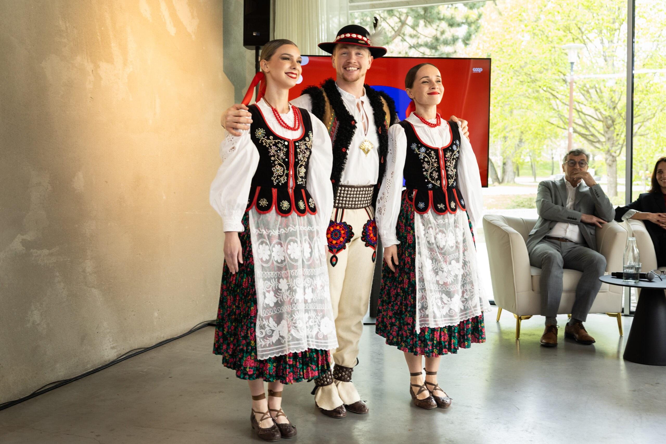 Slováci veria COOP Jednote. Predstavuje pre nich istotu nákupu potravín slovenského pôvodu