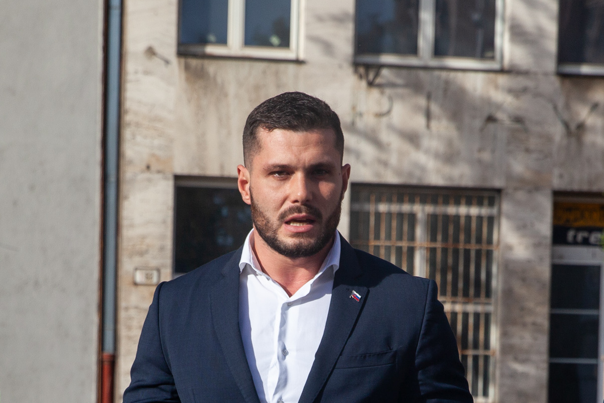 Glück reaguje na vyjadrenia opozície k maďarským voľbám. Vyhral „mladý Orbán“, nie „mladý Šimečka“