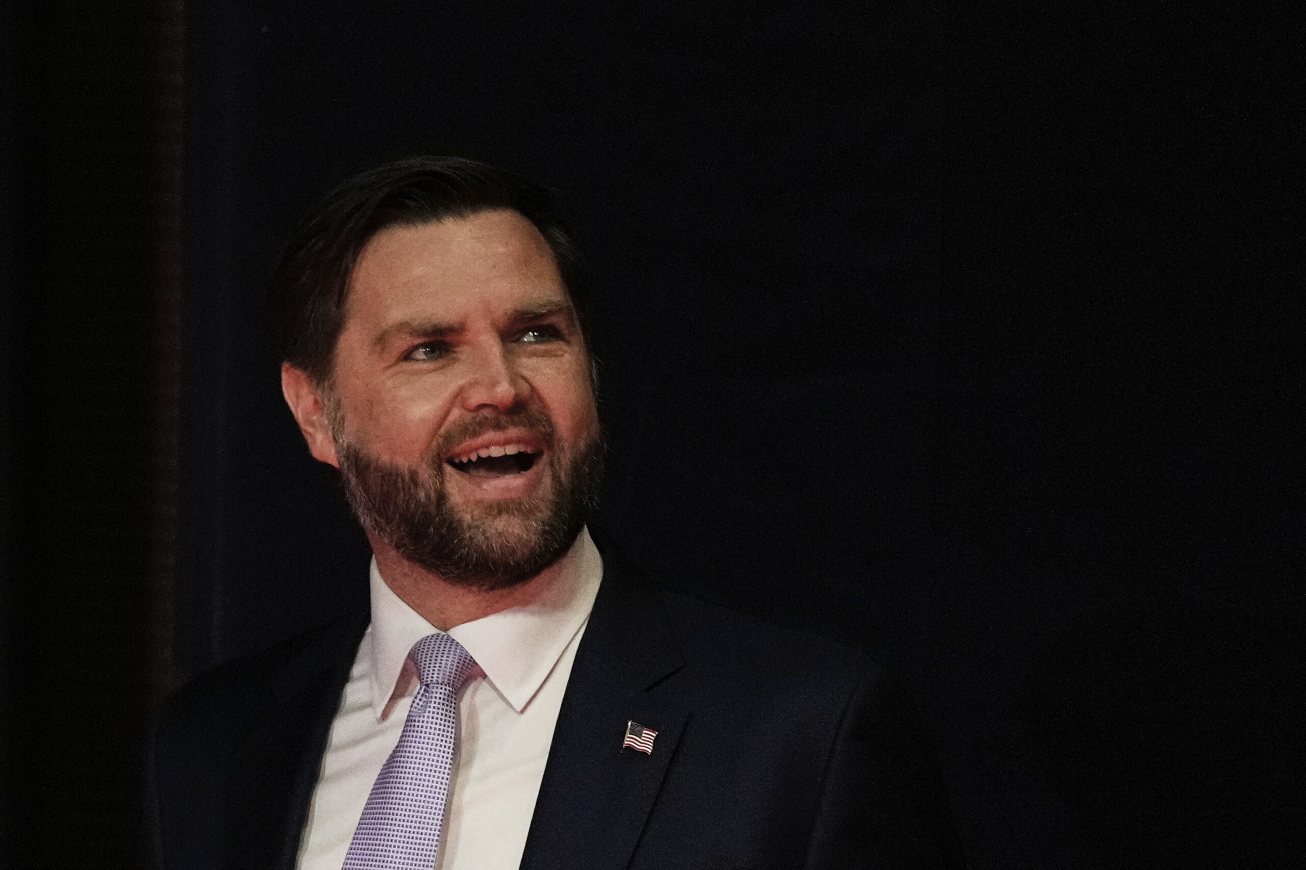 Americký viceprezident J.D. Vance povedie delegáciu Spojených štátov na rokovania s Iránom v Pakistane