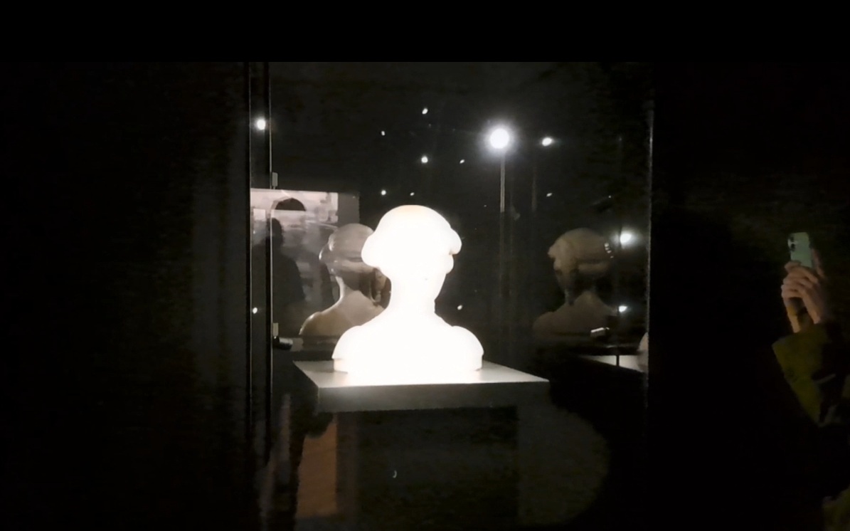 Bustu s nápisom Cecilia Gonzaga si už môže pozrieť aj verejnosť – VIDEO