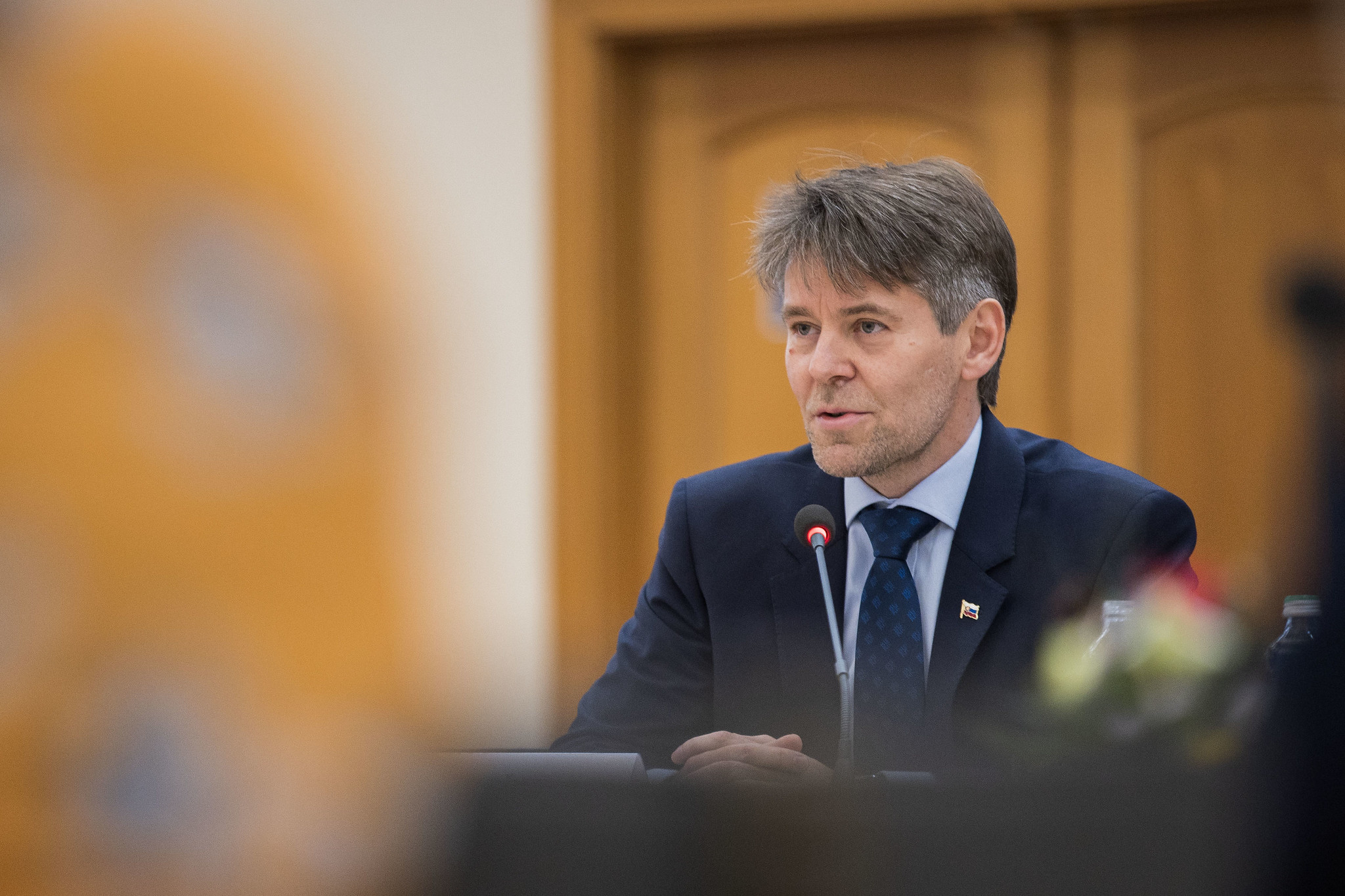 Situácia ohľadom konkurencieschopnosti hospodárstva, vysokých cien energií a energetickej bezpečnosti zostáva podľa Eštoka kritická