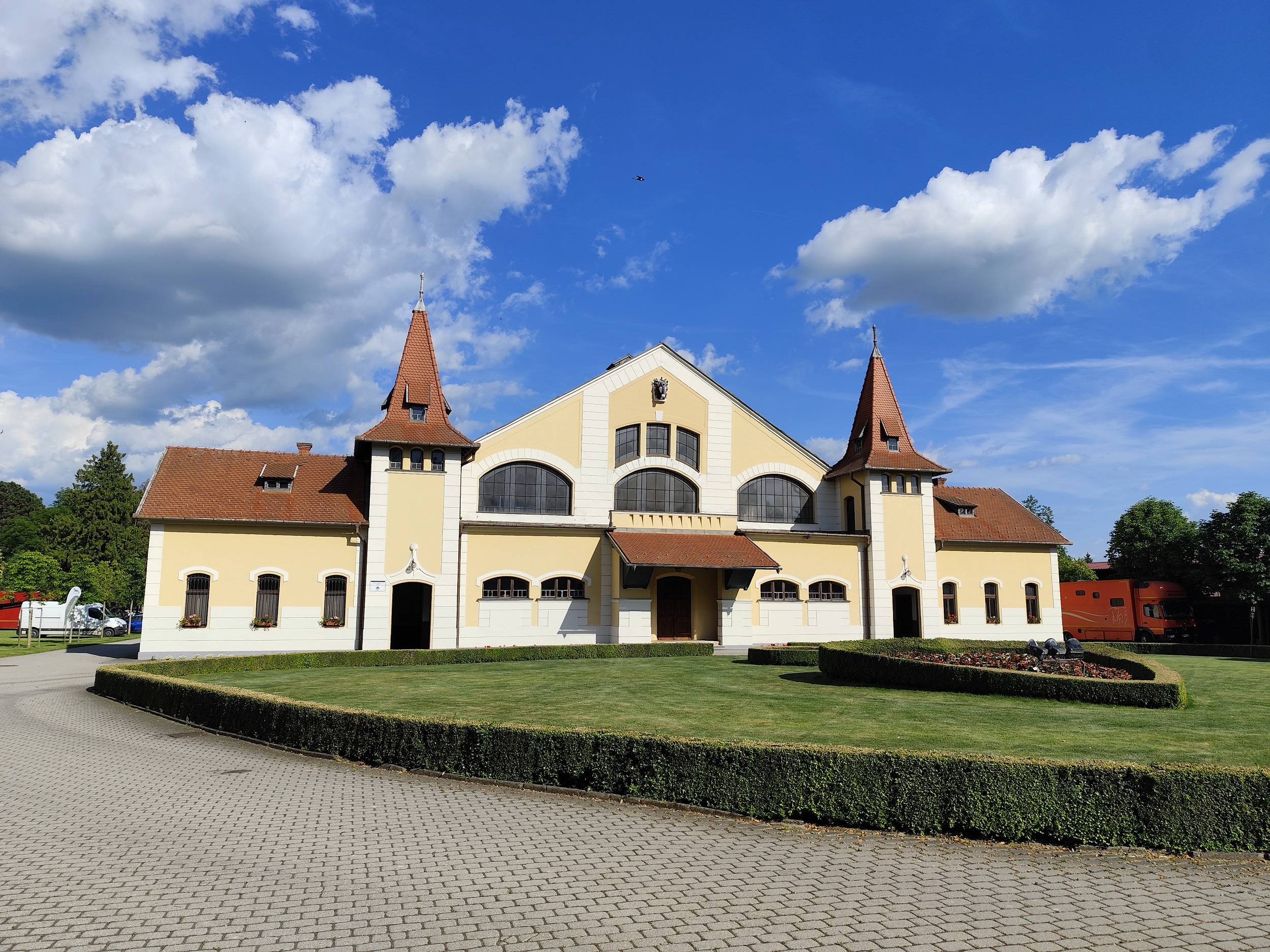 Národný žrebčín v Topoľčiankach je podľa Pellegriniho miestom, na ktoré môžeme byť pyšní