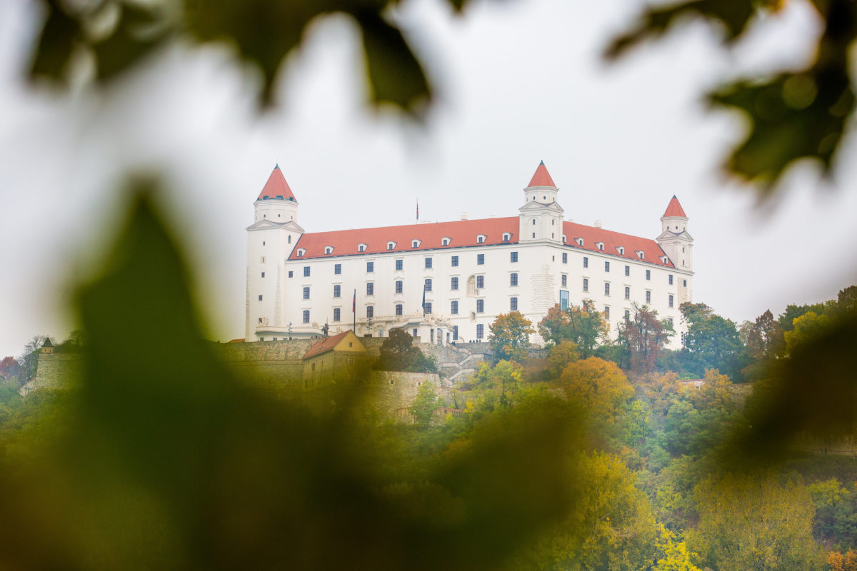 Bratislava napreduje s projektom Živé námestie, tento mesiac spúšťa ďalšiu fázu rekonštrukcie