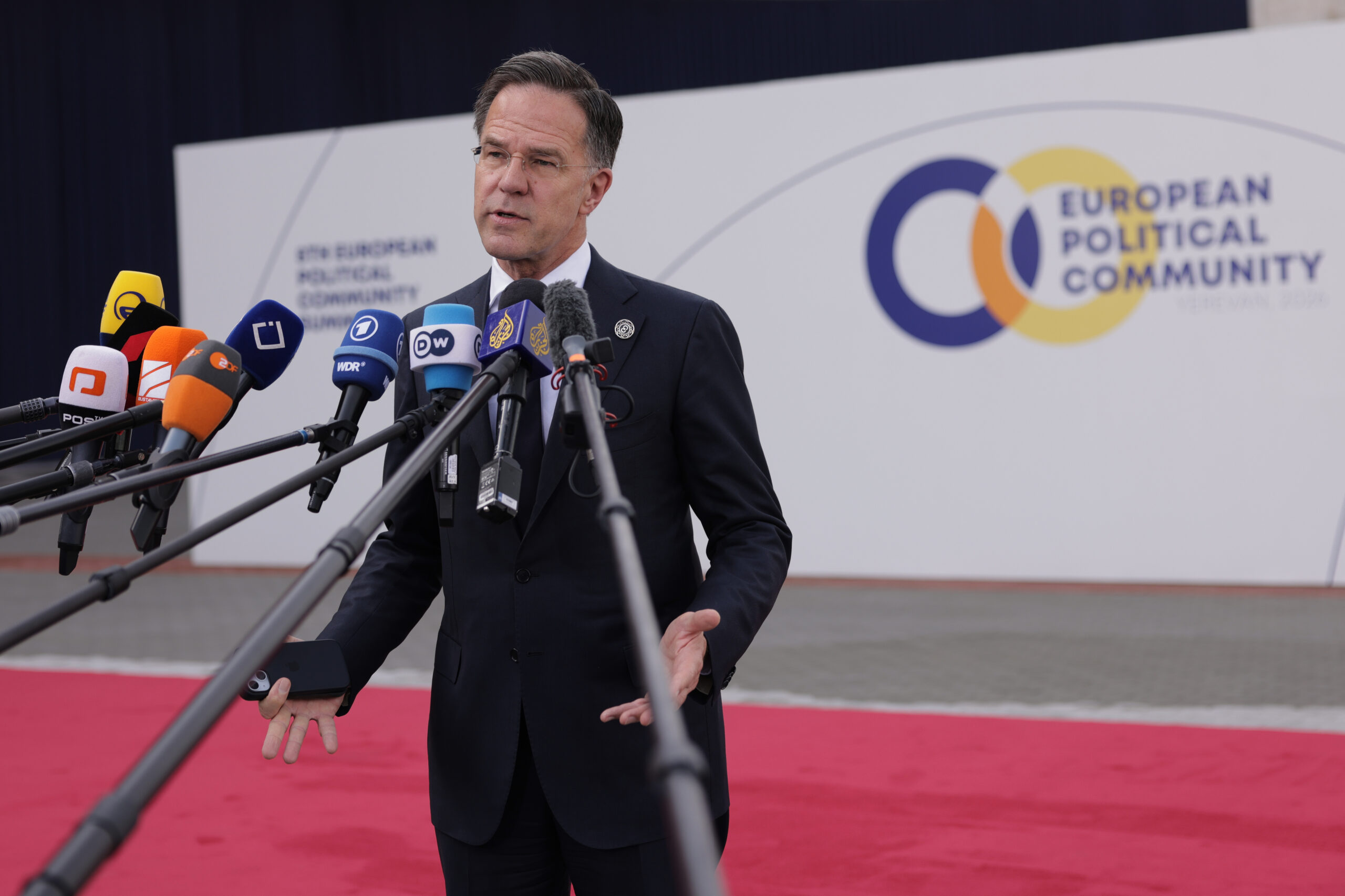 Európa „pochopila odkaz“ USA a zvyšuje angažovanosť, hovorí šéf NATO Mark Rutte