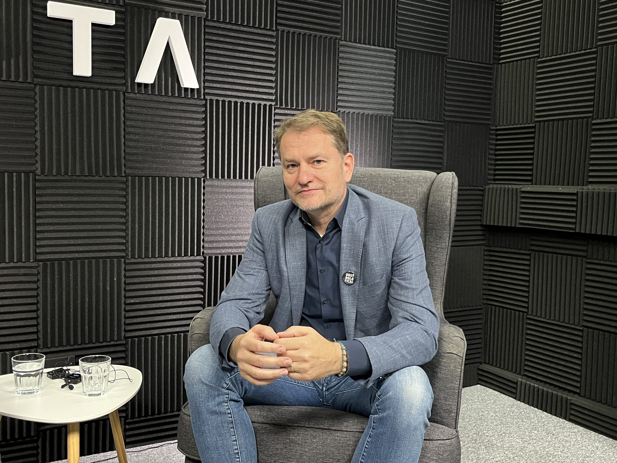 Matovič: PS ťahá dole celú opozíciu. Strany by možno aj chceli niečo povedať, ale náhodou sa nevesta nahnevá a utečie spred oltára – VIDEO