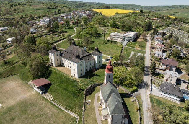 Obnova kaštieľa v Hanušovciach nad Topľou pokračuje druhou etapou – FOTO