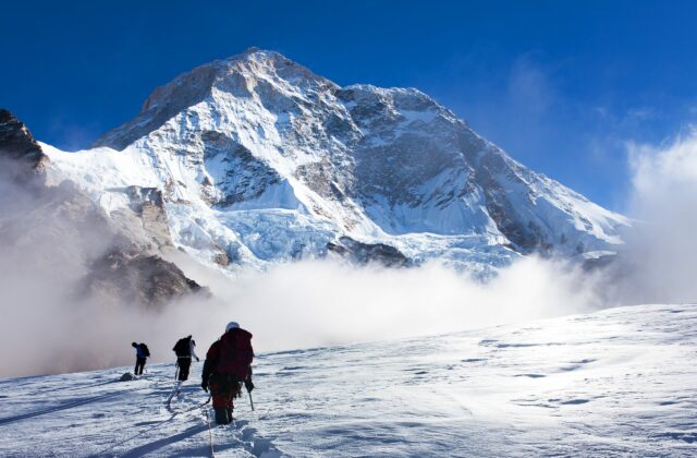 Americká horolezkyňa zahynula v Himalájach pri lavíne na Mount Makalu