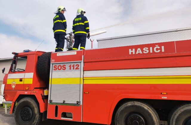 Ministerstvo pripravuje nákup 16 špeciálnych vozidiel pre hasičov, reaguje tak na nedostatok výškovej techniky v zbore