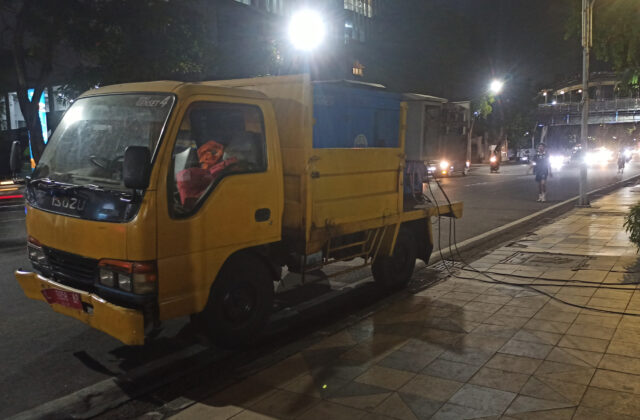 Milióny ľudí zostali bez elektriny počas extrémnych horúčav. Filipíny zasiahli masívne výpadky