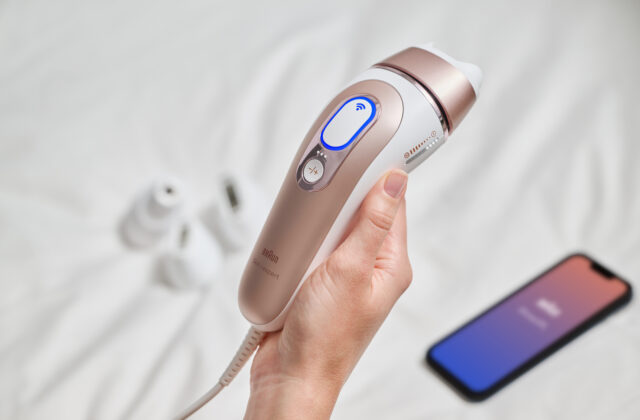 Vylepšený Smart IPL od Braun na jednoduché odstraňovanie chĺpkov v pohodlí domova