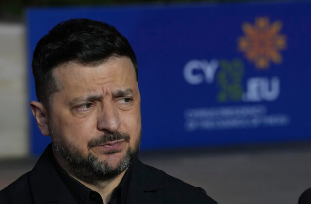 Zelenskyj: Ruské útoky počas uplynulého týždňa si na Ukrajine vyžiadali najmenej 52 obetí a 346 zranených vrátane 22 detí