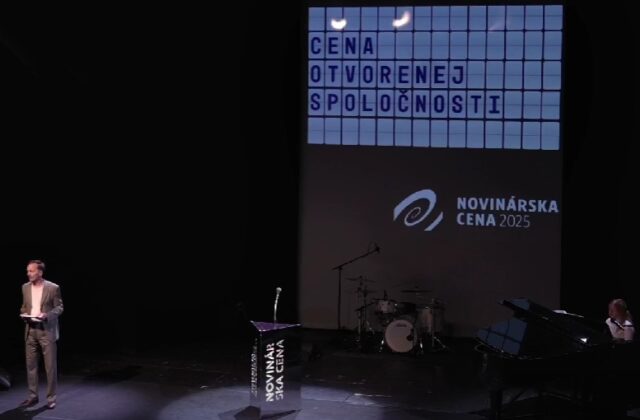 Nadácia otvorenej spoločnosti udelila Novinárske ceny za rok 2025, najviac ocenení získal Denník N – VIDEO