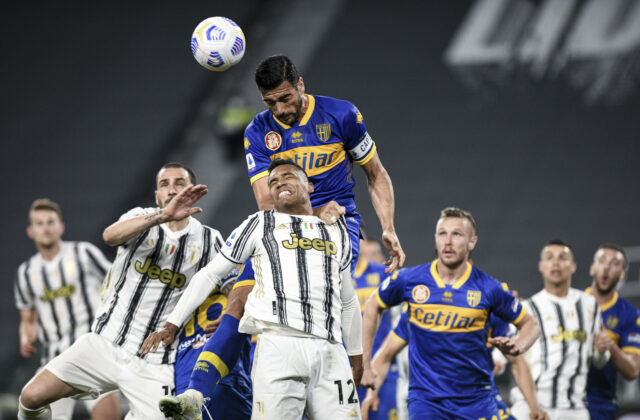 Juventus Turín bojuje o Ligu majstrov, rozhodne kritické derby proti FC Turín