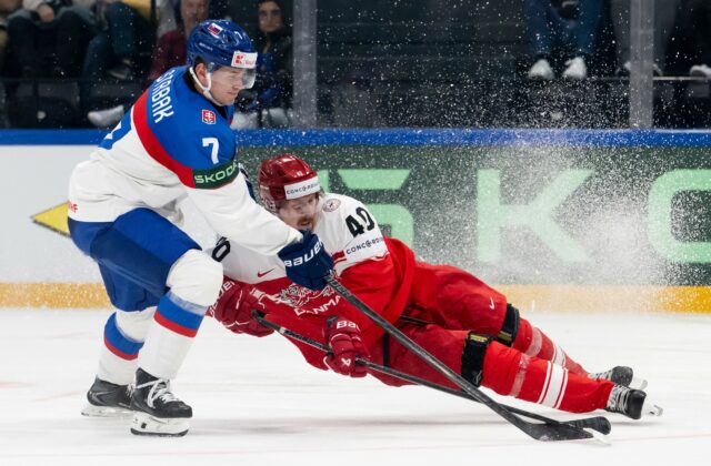 Štvrtok na MS v hokeji 2026 v kocke: Slovensko vyhralo, Kanada odvrátila blamáž a Fínsko dalo sedem gólov – VIDEO, FOTO
