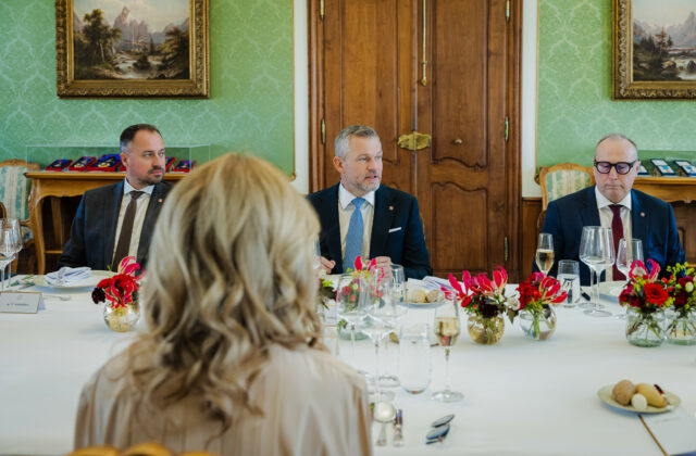 Pellegrini diskutoval s europoslancami o rozpočte Únie aj bezpečnosti, zdôraznil aj dôležitosť prideľovania eurofondov – VIDEO, FOTO