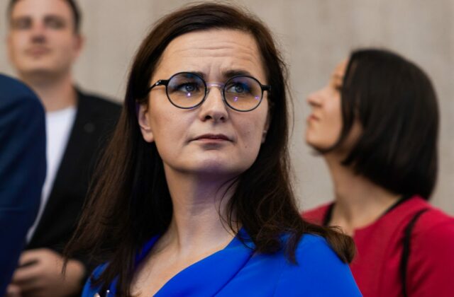 Opozícia znovu predložila návrh na odvolanie Tibora Gašpara, nové dôvody podľa Mesterovej pribúdajú každý deň