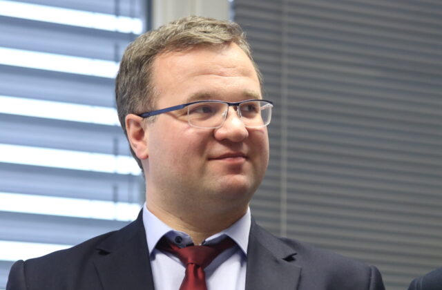 Štátny tajomník Šalitroš okomentoval policajnú akciu Aurélia, protikorupčná jednotka zasahovala u jeho brata