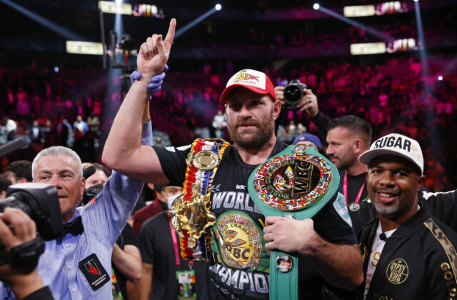 Fury sa do ringu vráti v auguste v Dubline. Súboj proti Joshuovi by sa mal tiež uskutočniť do konca roka