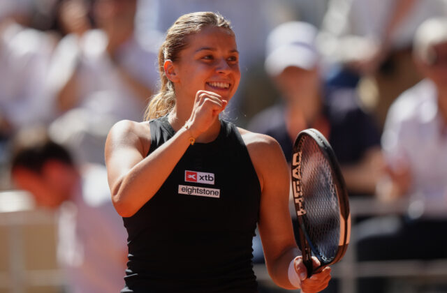 Zabudnite na Swiatekovú. Do štvrťfinále Roland Garros postúpila iná Poľka Chwaliňská – VIDEO