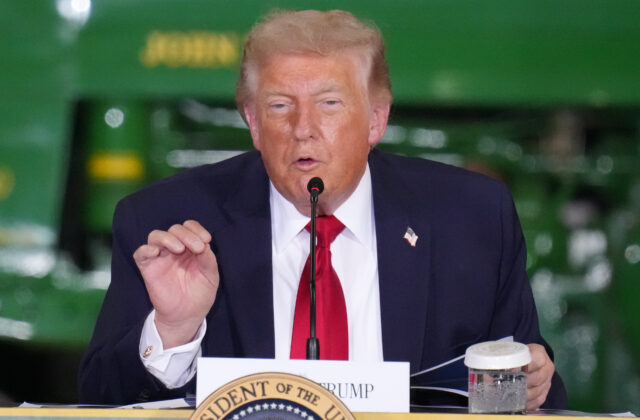 Trump tvrdí, že Iránu zostalo viac ako 20 percent rakiet