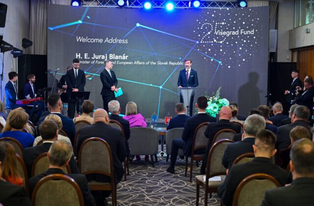 Spolupráca V4 má podľa Blanára konkrétne výsledky, Vyšehradský fond rozdelil milióny eur na tisíce projektov – FOTO