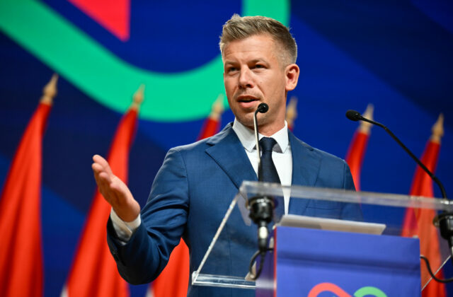 Magyar to myslí vážne s odblokovaním eurofondov. Chystá protikorupčný balík zákonov