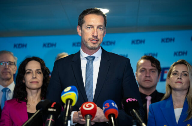 Najnovší prieskum je šokom pre KDH. Vyhral by voľby Smer-SD alebo Progresívne Slovensko?